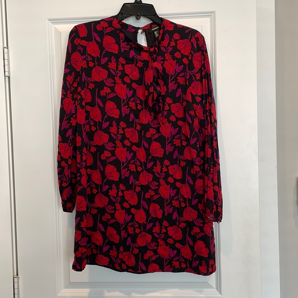 Forever 21 floral dress with bow detail